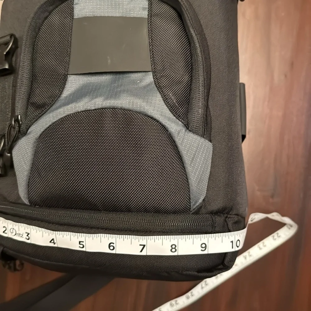 Lowepro black Slingshot backpack (see measurements)